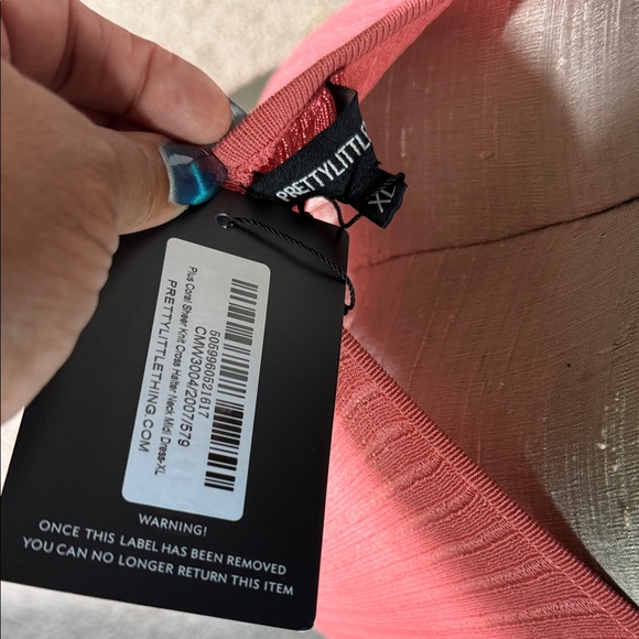 PrettyLittleThing Coral Asymmetrical Halter Dress - Picture 5 of 6